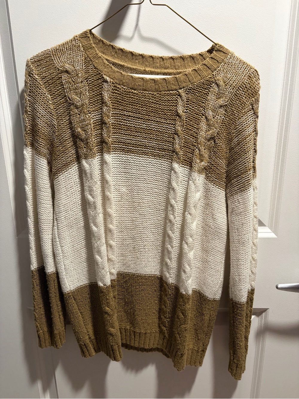 Women’s knit sweater